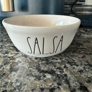 Rae Dunn salsa bowl